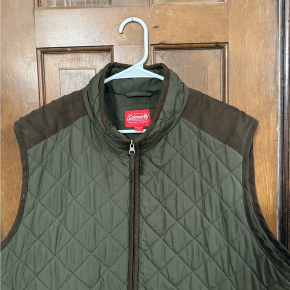 Coleman Men’s vest XXL - Picture 2 of 7